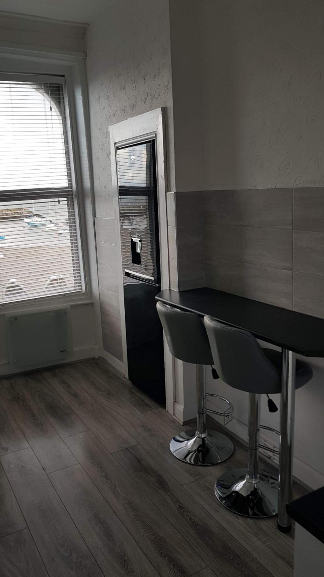 3 Harbour Views Apartment Rhos-on-Sea Exterior photo