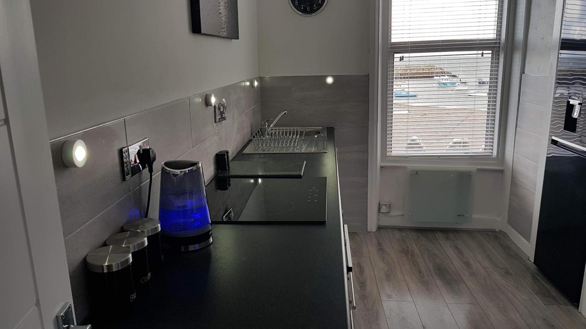 3 Harbour Views Apartment Rhos-on-Sea Exterior photo